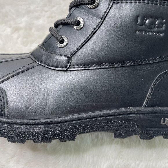 UGG #1098890K Kid's Black Butte II Lace Up Boot Leather Shoes Size 4 US - Picture 11 of 11